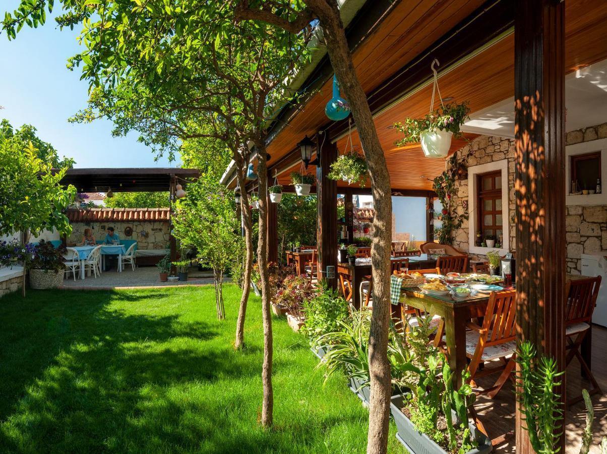 Flores Hotel Alaçatı Exterior foto